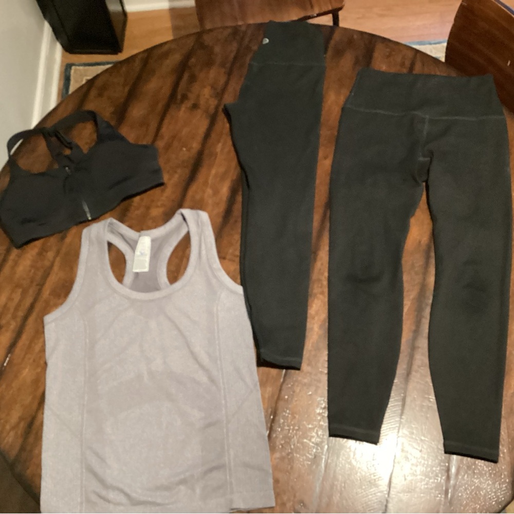 Gilly Hicks Black and Gray Leggings
